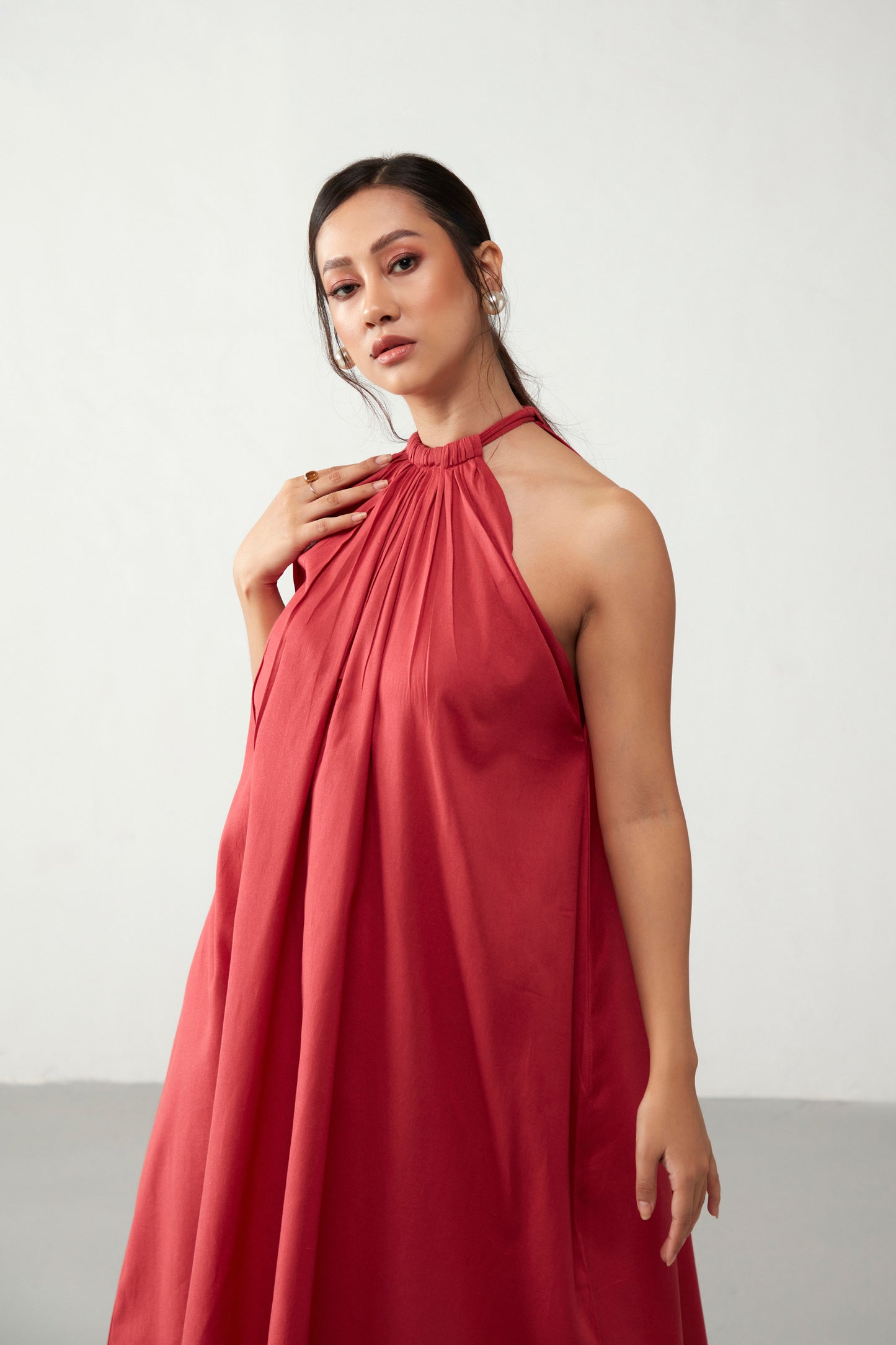 Red Neckline Tie up Cotton Dress